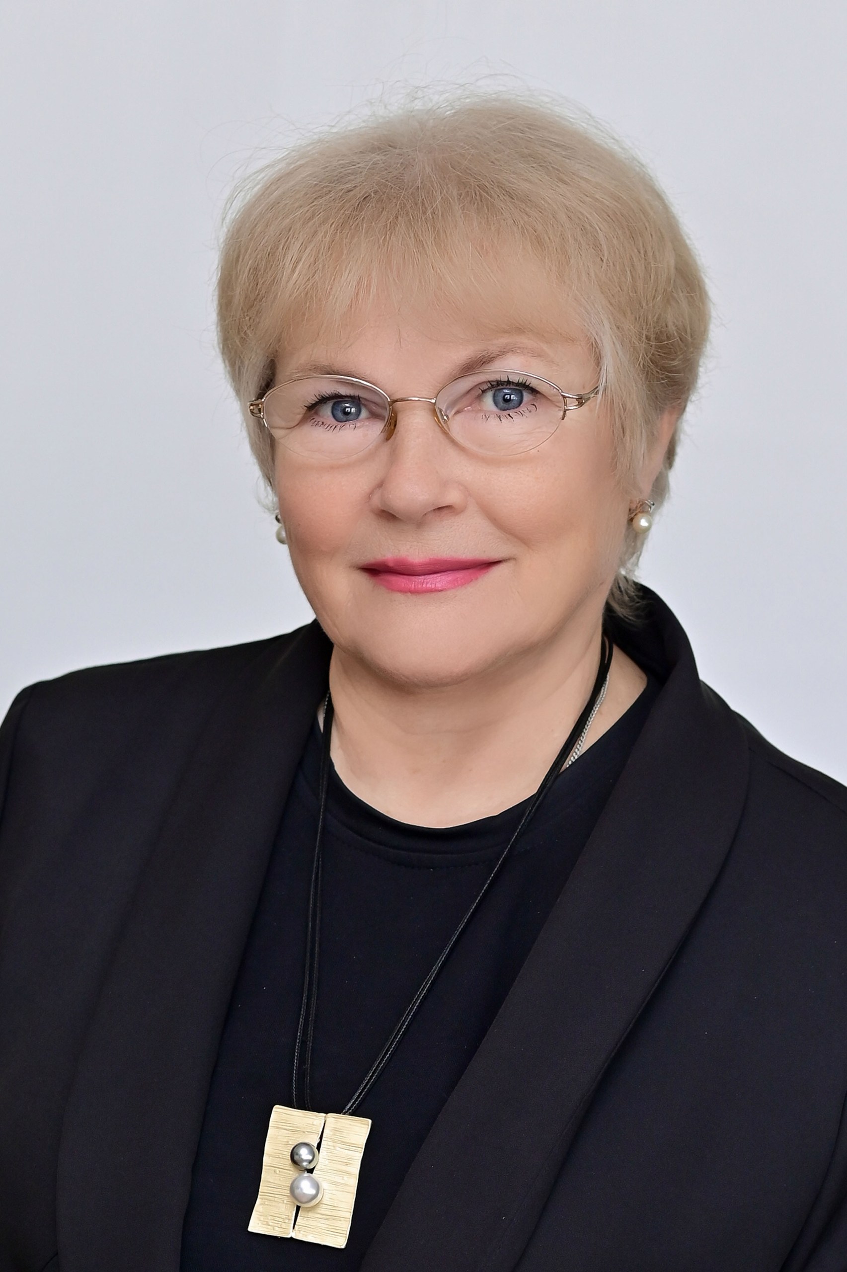 Абраимова Елена Дмитриевна.