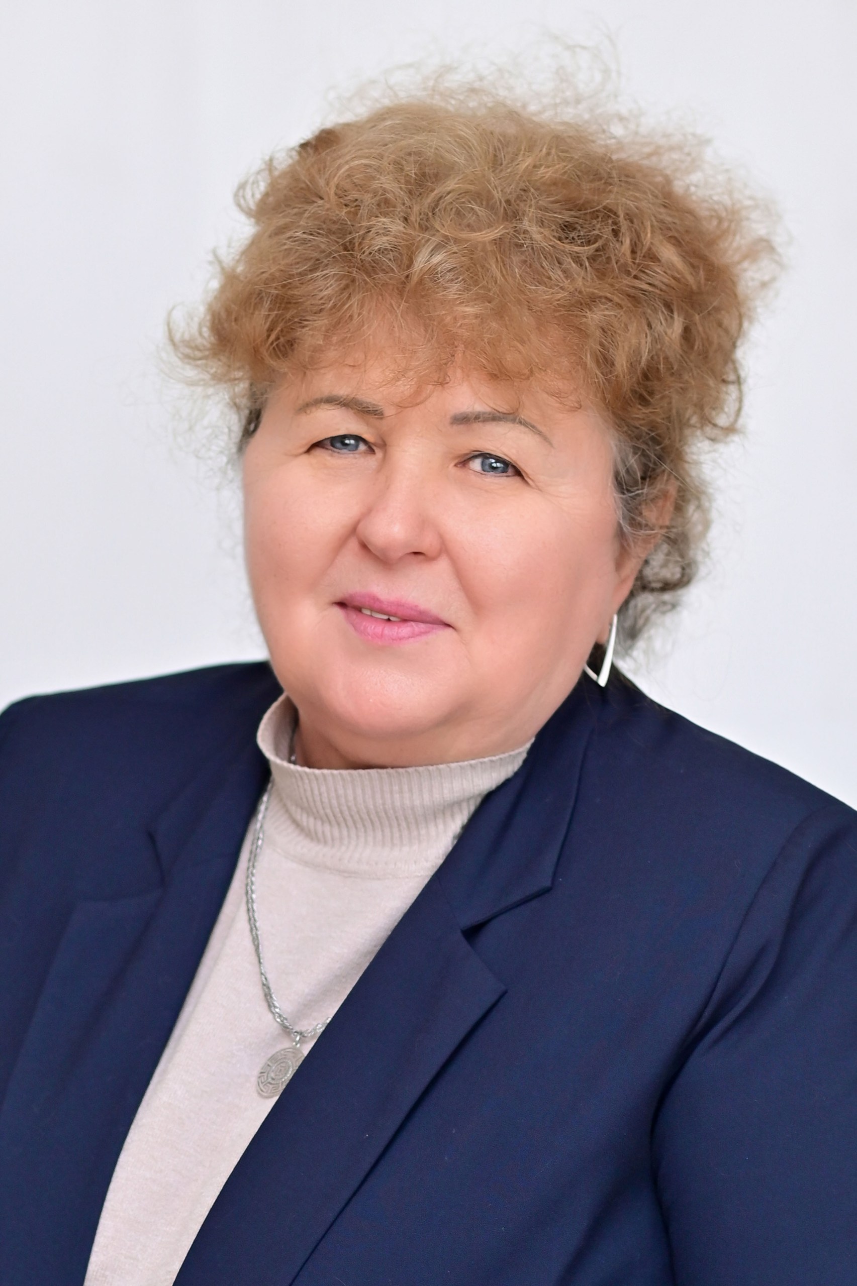 Стародубцева Нина Ивановна.
